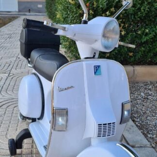 VESPA OFICIAL 12V PX150 ELECTRICA INFANTIL, BLANCA  - INDA528-RA-LE